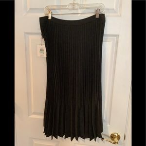 Calvin Klein Pleated skirt sz 8 NWT